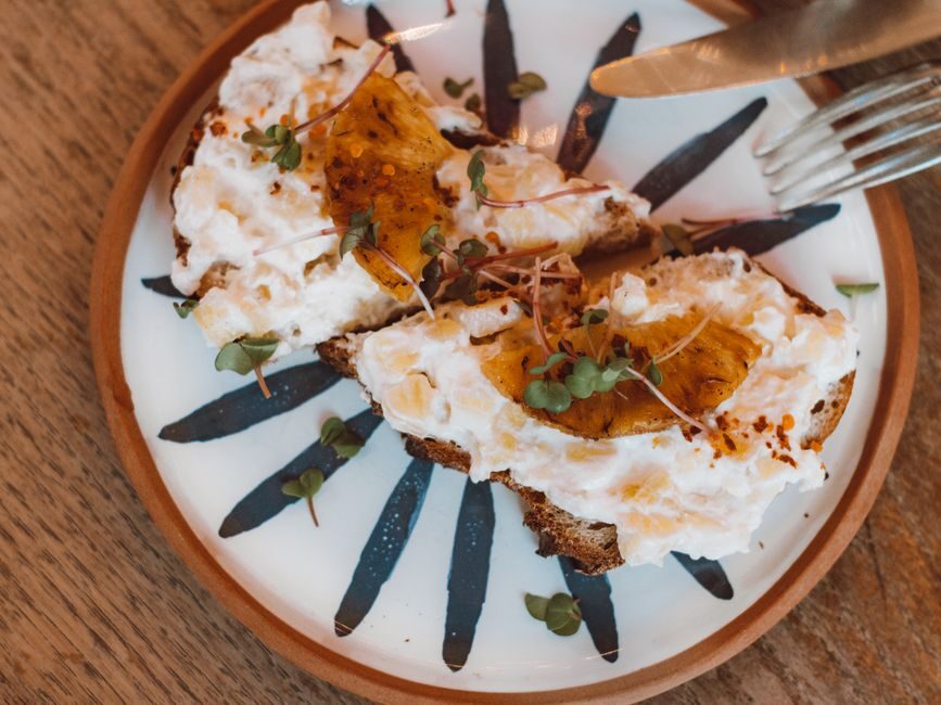 Tartine ricotta figues miel