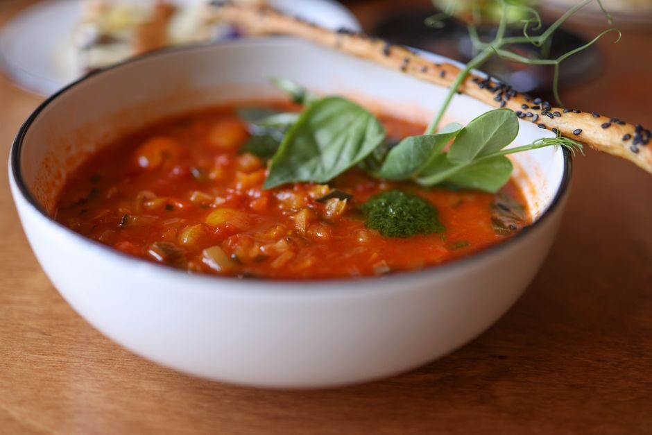 Soupe-repas aux petites pâtes et légumes