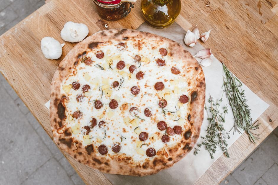 Pizza chorizo piquante
